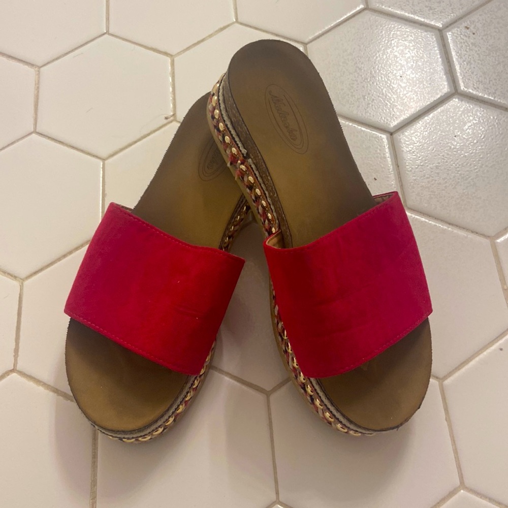 Amazon Mulanka shoes